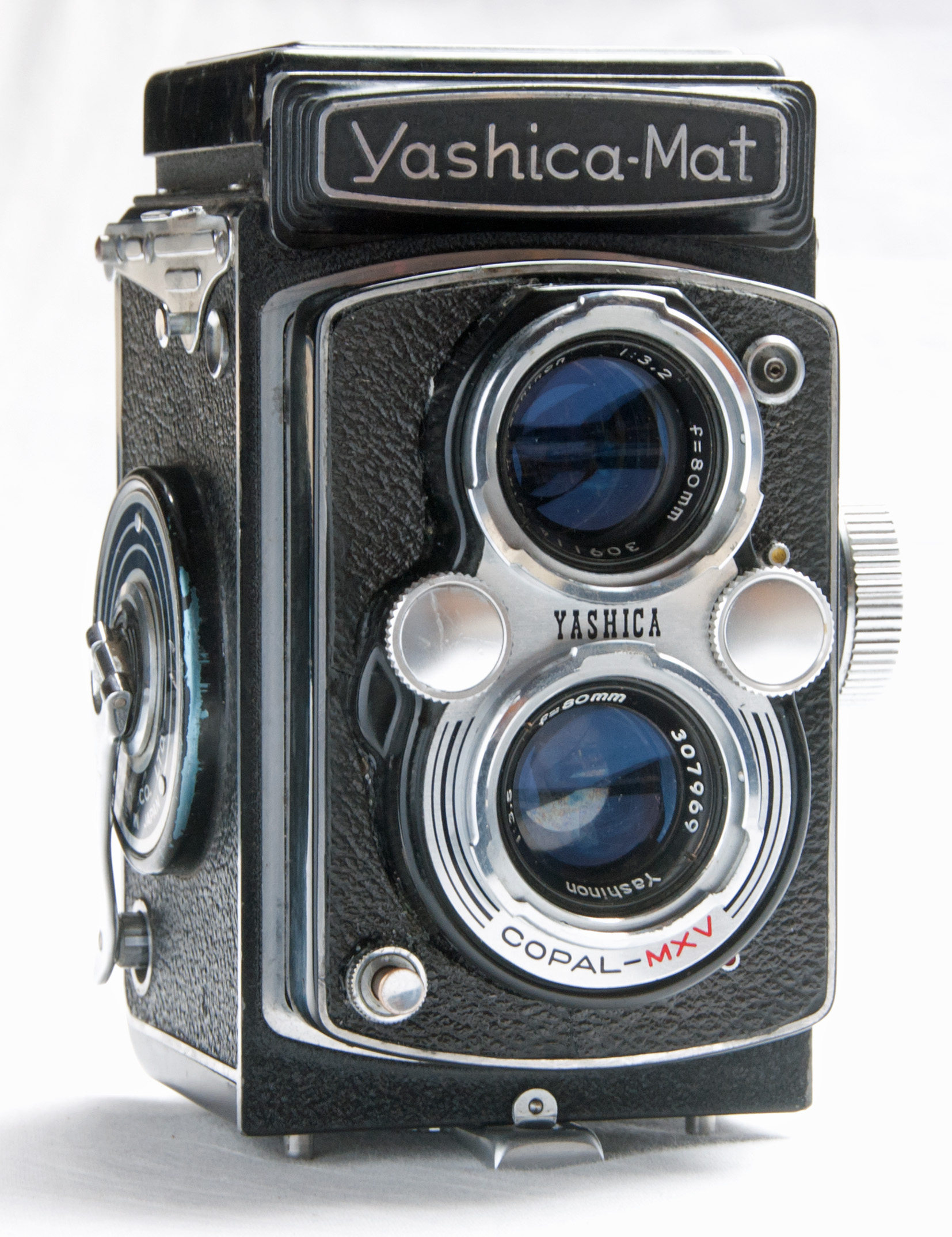 YASHICA MAT